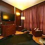 Хотел сити Плевен