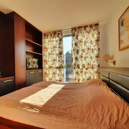 Hotel City Pleven 2* פלבן