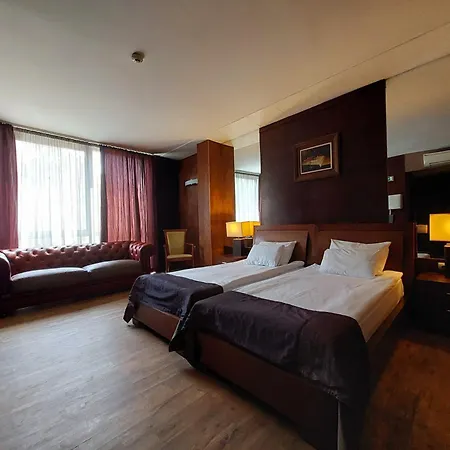 Hotel City Pleven 2* Plevna